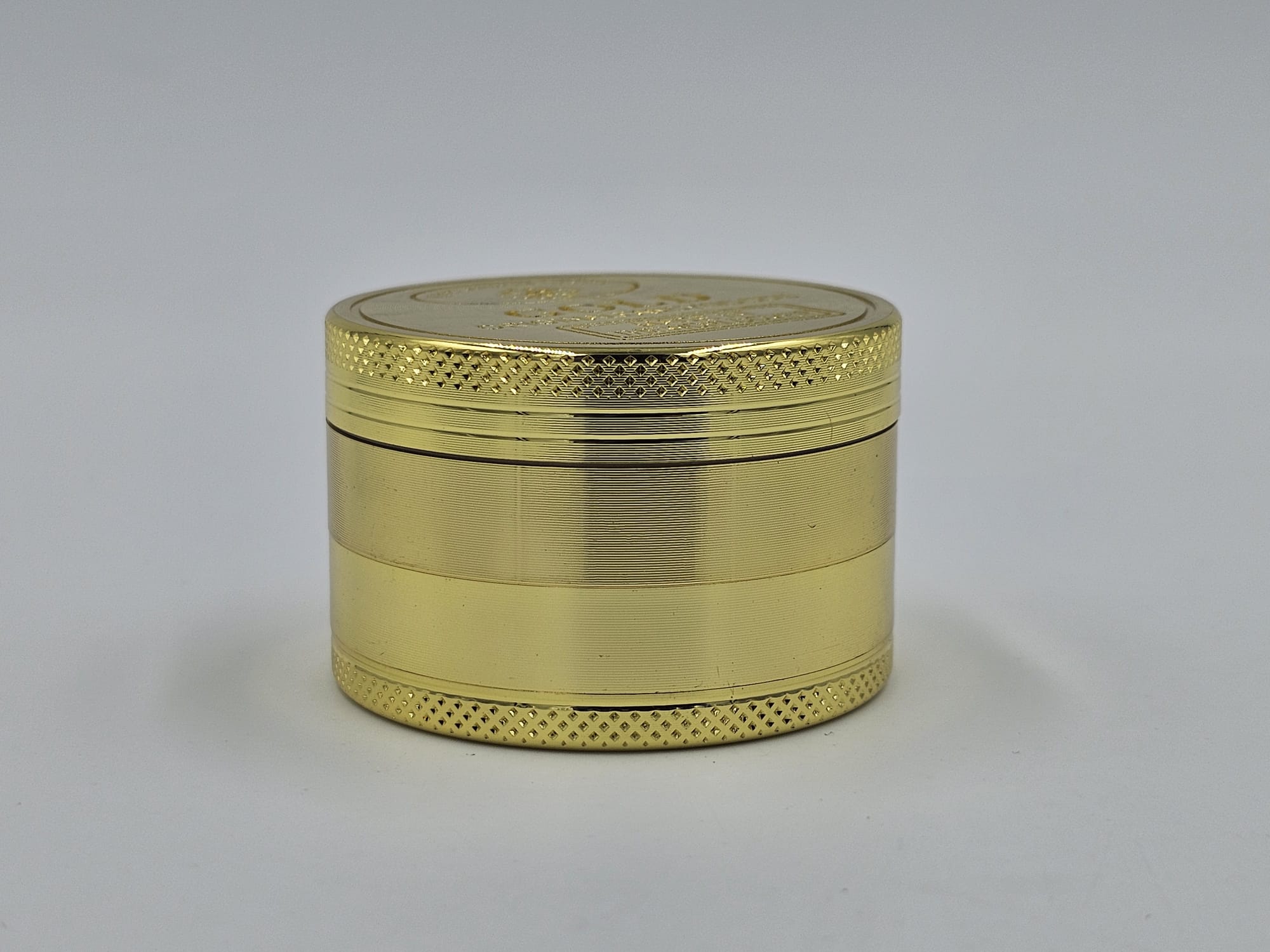 Royal Rolling 1x Deluxe 24K Gold Rolling Paper + Grinder + Lighter