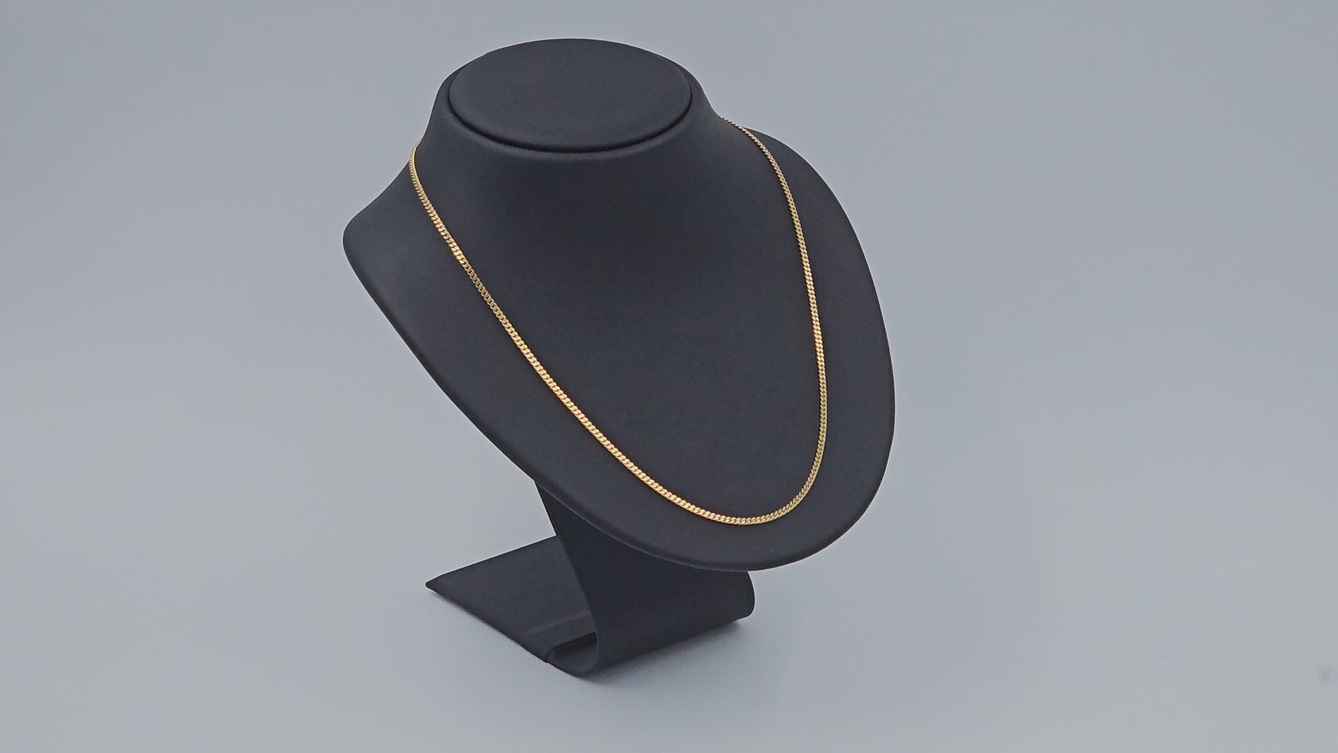 Royal Rolling The Audacious, Necklace, Gold Stainless steel, Video