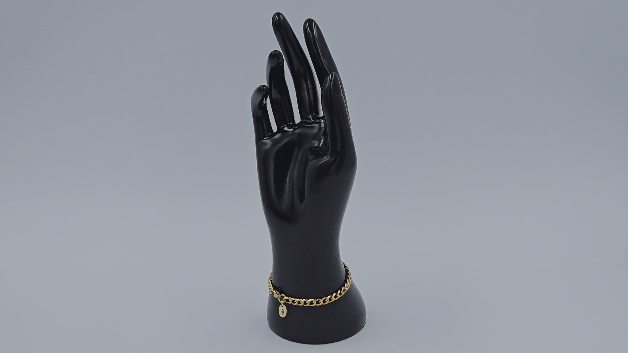 Royal Rolling The Shephard, Gold, Stainless steel Bracelet, on a wrist, Gold-filled talisman, video.