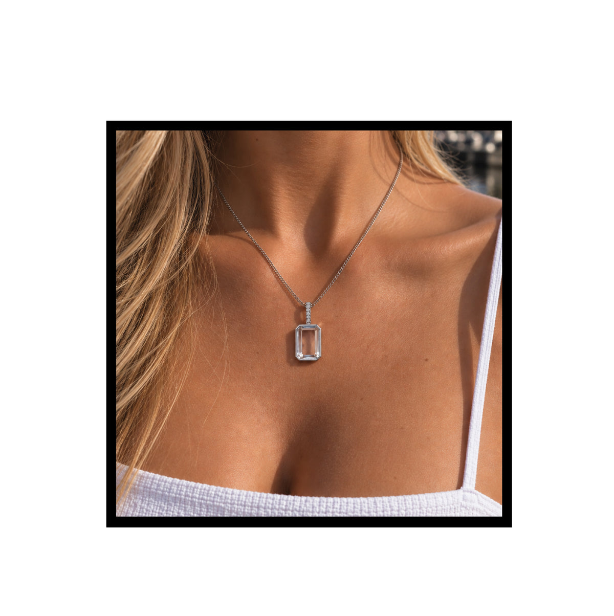 THE DELUXE COLLECTORS PENDANT