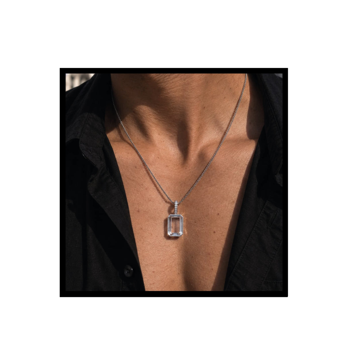 THE DELUXE COLLECTORS PENDANT